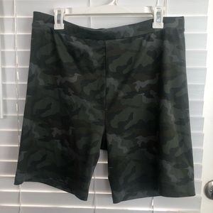 Camouflage American Eagle Outfitters Biker Shorts